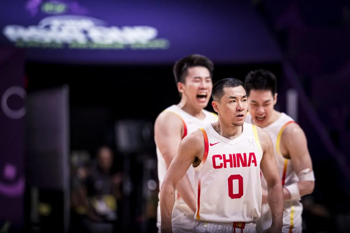 全员发力闪, 胡明轩也是