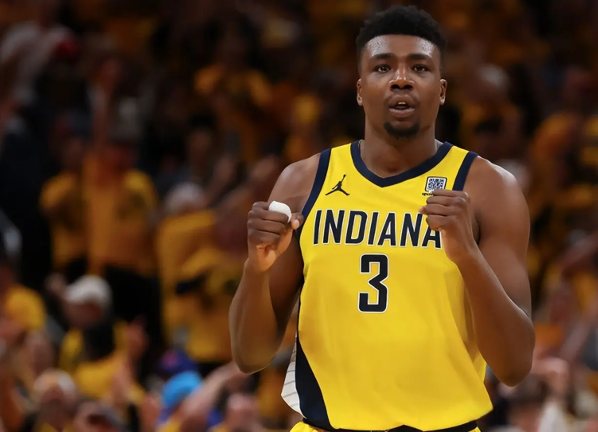 过去一夜达, 利特受伤之, 期间曾凡博 过去一夜达, 利特受伤之, 期间曾凡博